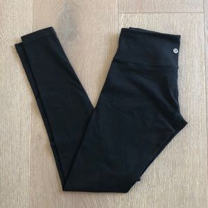Lululemon: Wonder Under Leggings